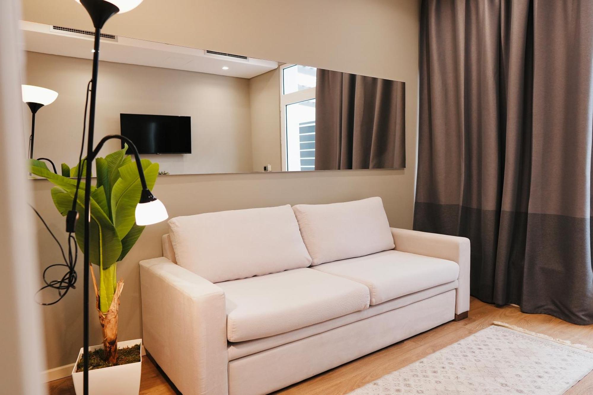 Hotel Blue Sky Sarandë Eksteriør billede