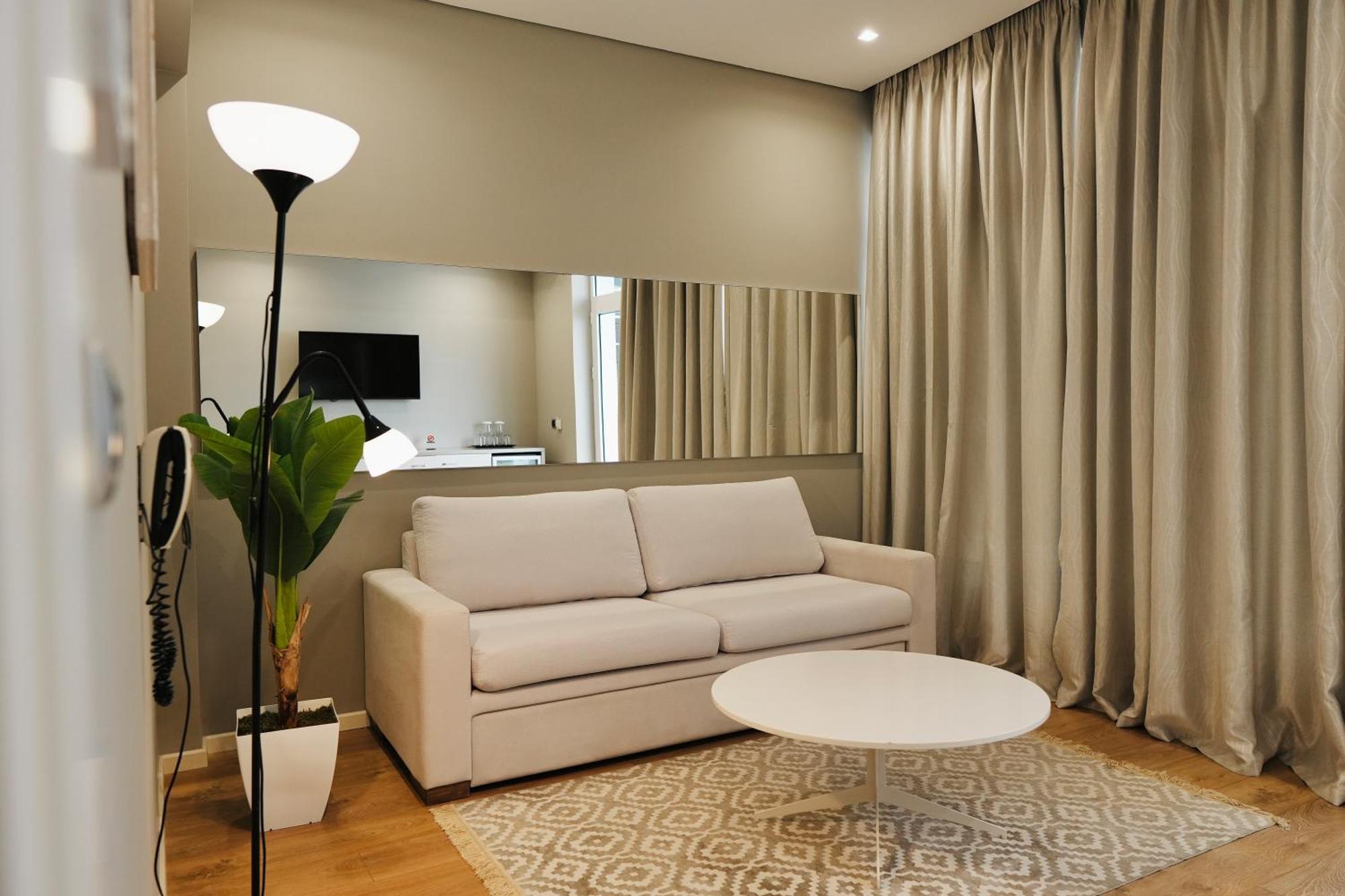 Hotel Blue Sky Sarandë Eksteriør billede