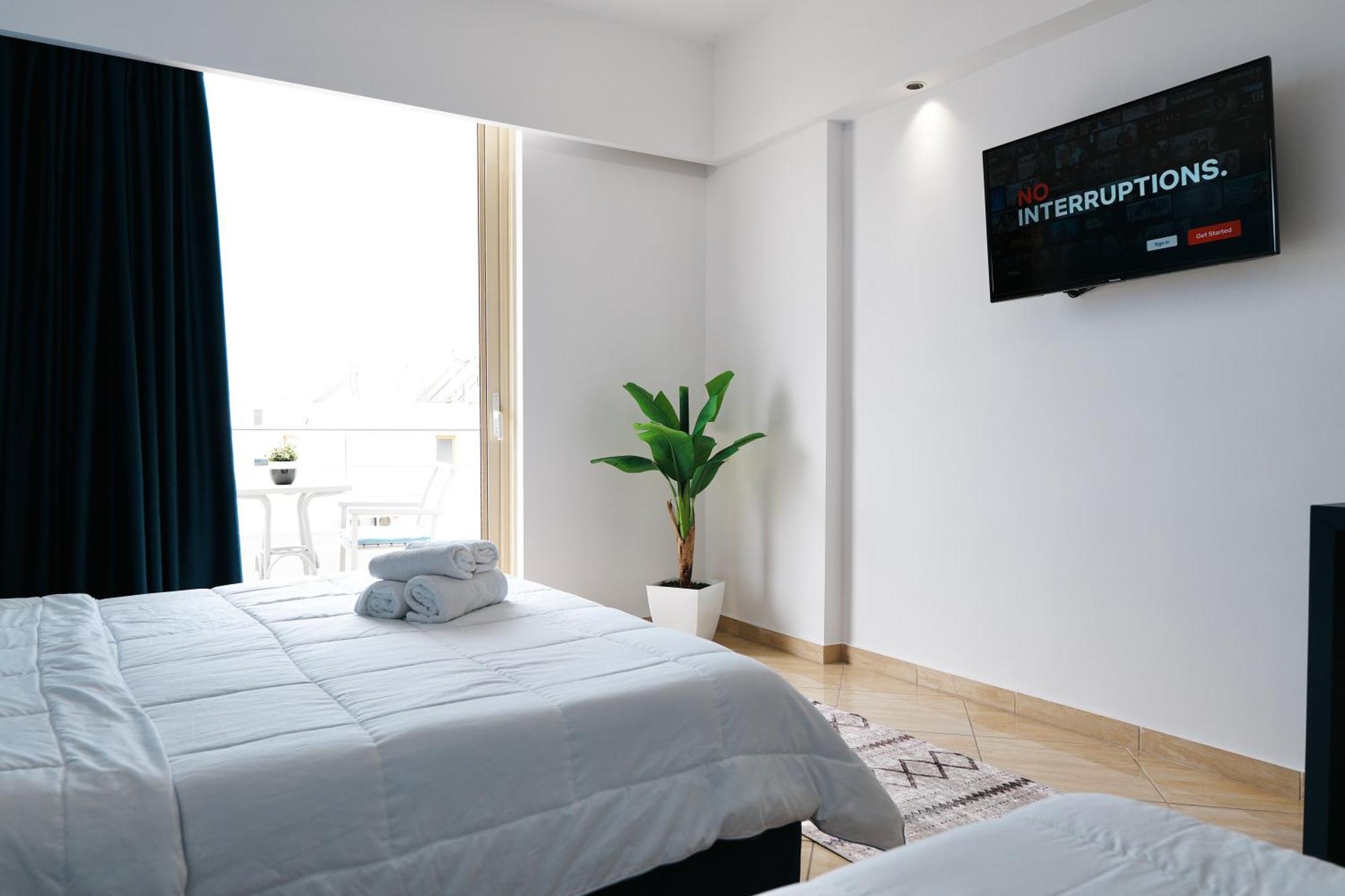 Hotel Blue Sky Sarandë Eksteriør billede