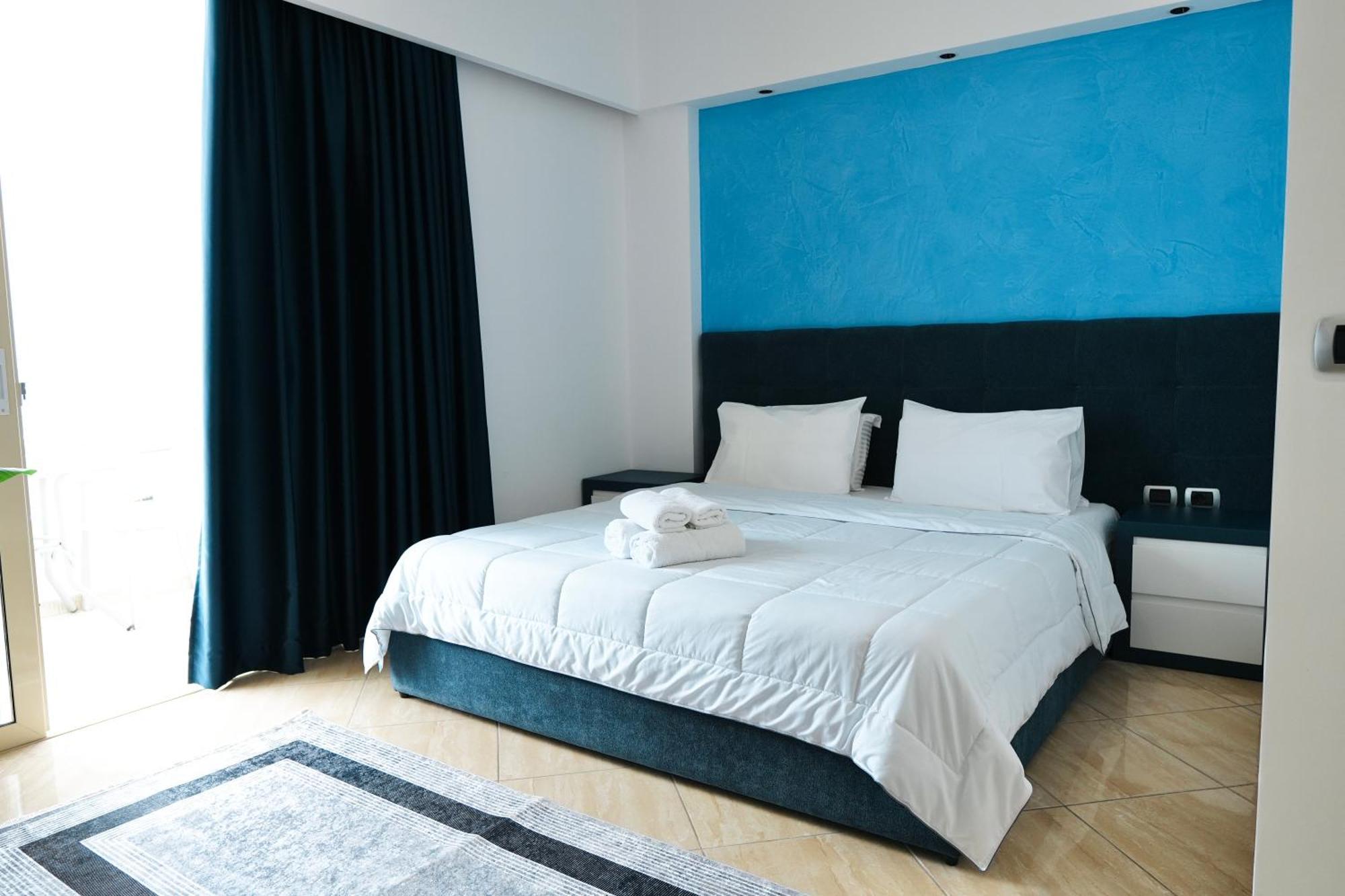 Hotel Blue Sky Sarandë Eksteriør billede