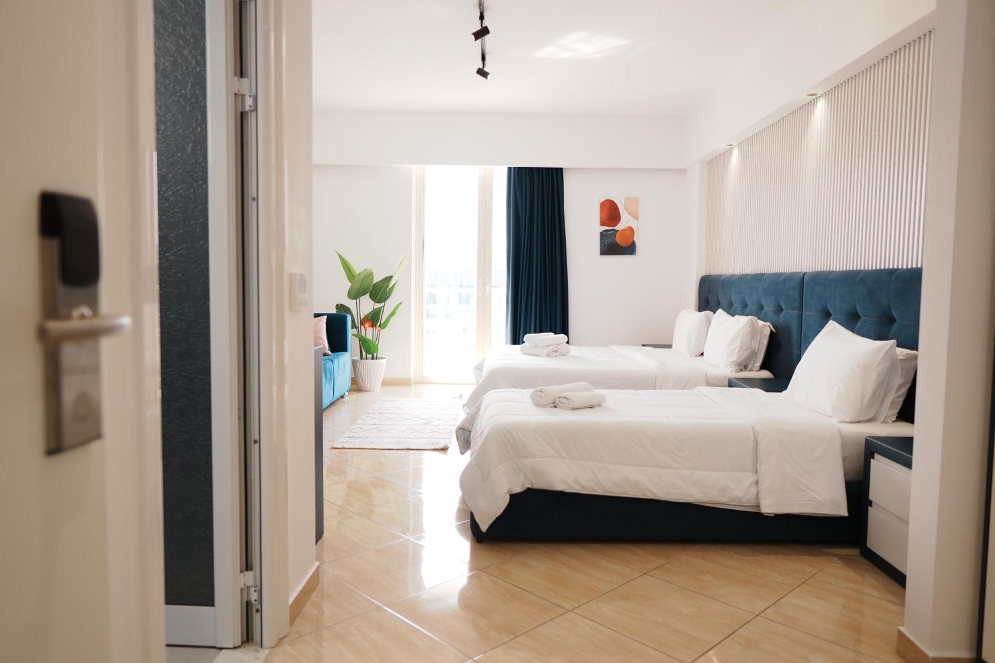 Hotel Blue Sky Sarandë Eksteriør billede