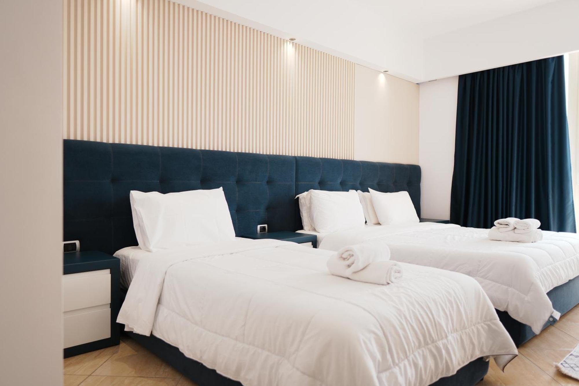 Hotel Blue Sky Sarandë Eksteriør billede