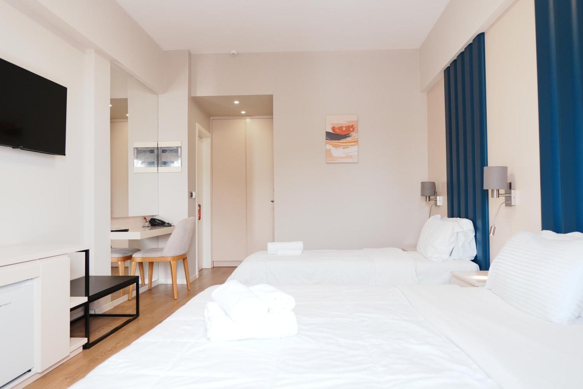 Hotel Blue Sky Sarandë Eksteriør billede