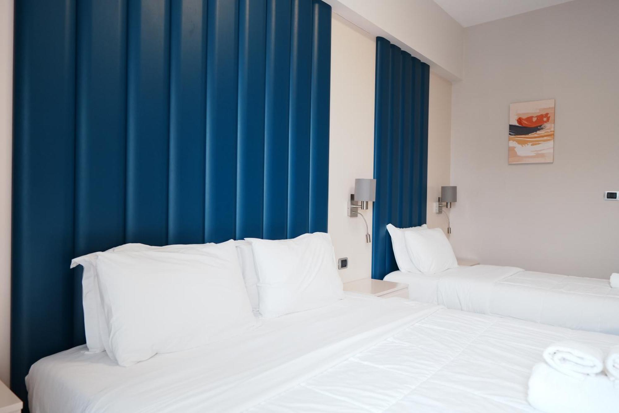 Hotel Blue Sky Sarandë Eksteriør billede
