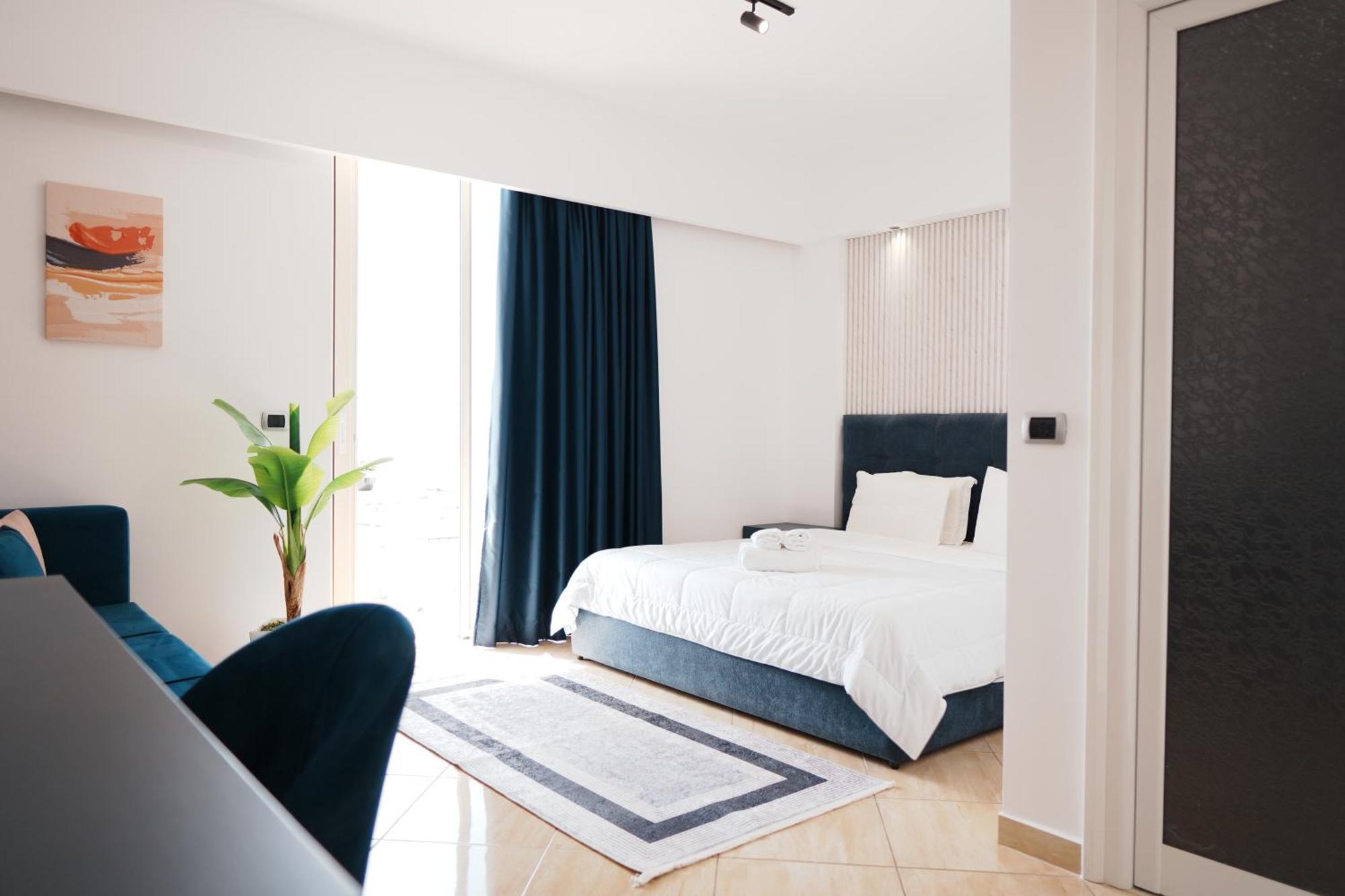 Hotel Blue Sky Sarandë Eksteriør billede