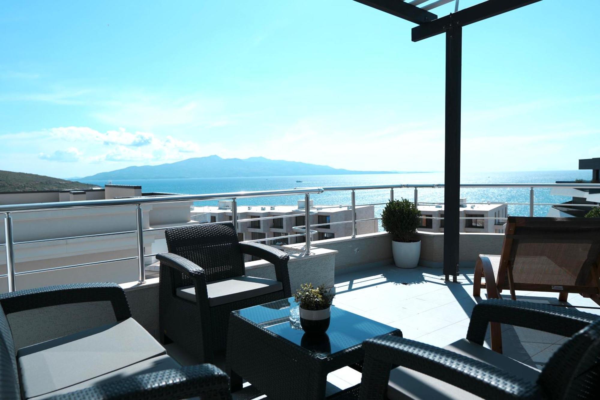 Hotel Blue Sky Sarandë Eksteriør billede