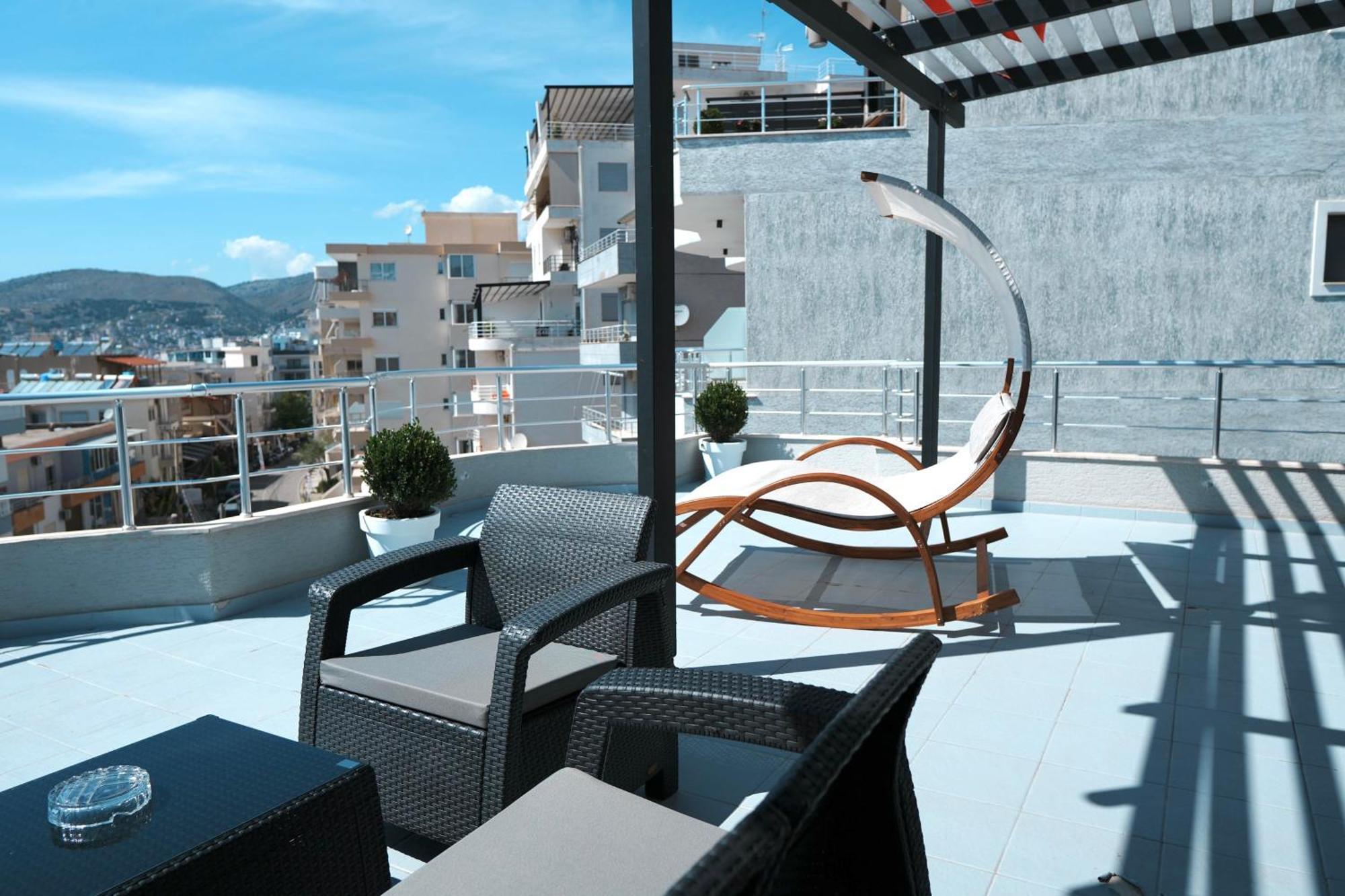 Hotel Blue Sky Sarandë Eksteriør billede